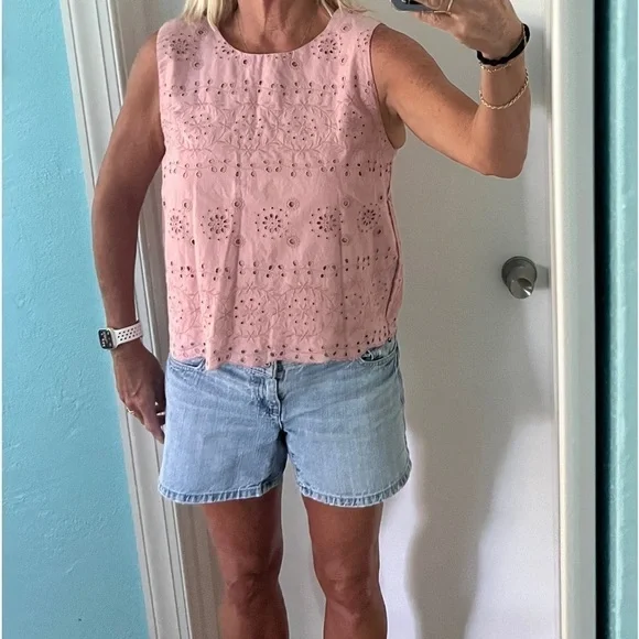 146. Loft, Mauve colored eyelet sleeveless shirt, fully lined, reversible?? XL - Picture 8 of 9